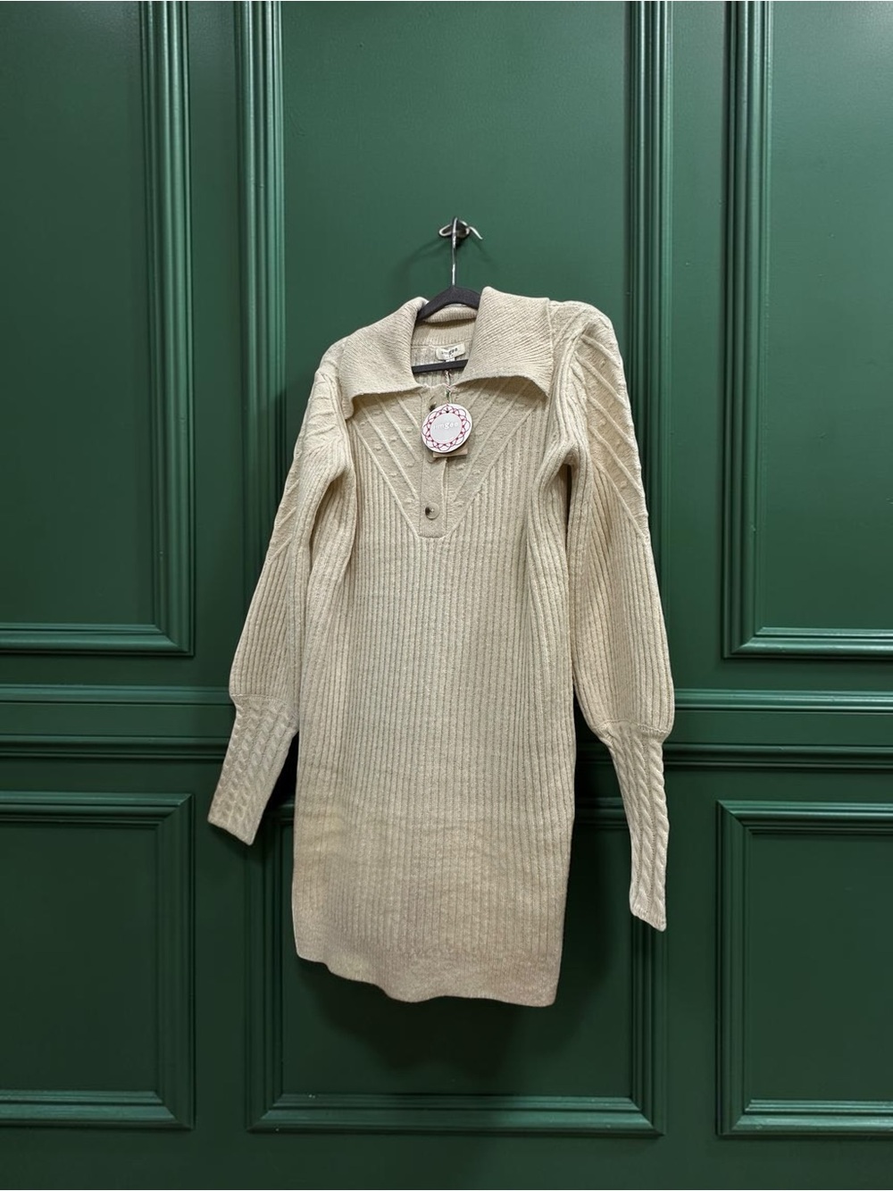 Umgee Tunic Length Cozy Sweater. Cream.
New. Size: Large